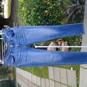 Women's Levi jeans Distressed.